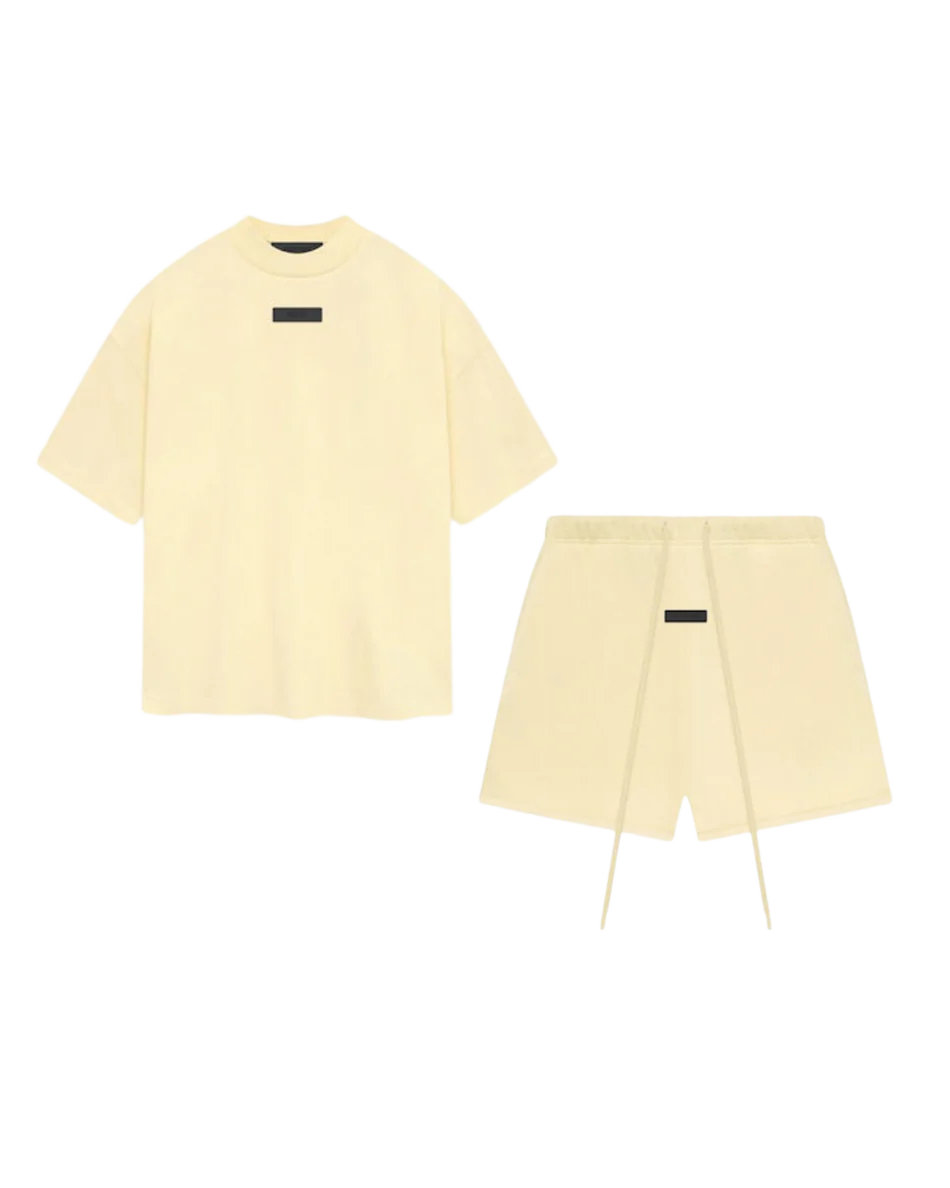 Essentials FW23 Set Garden Yellow
