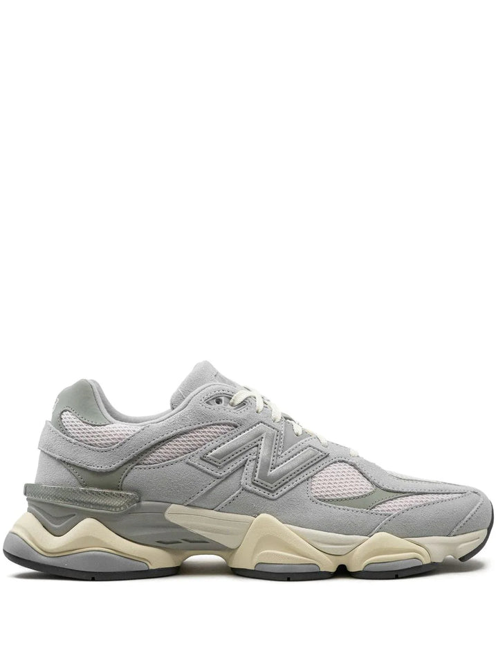 New Balance 9060 Granite Pink