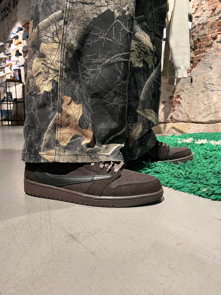 Jordan 1 Low Travis Velvet Brown